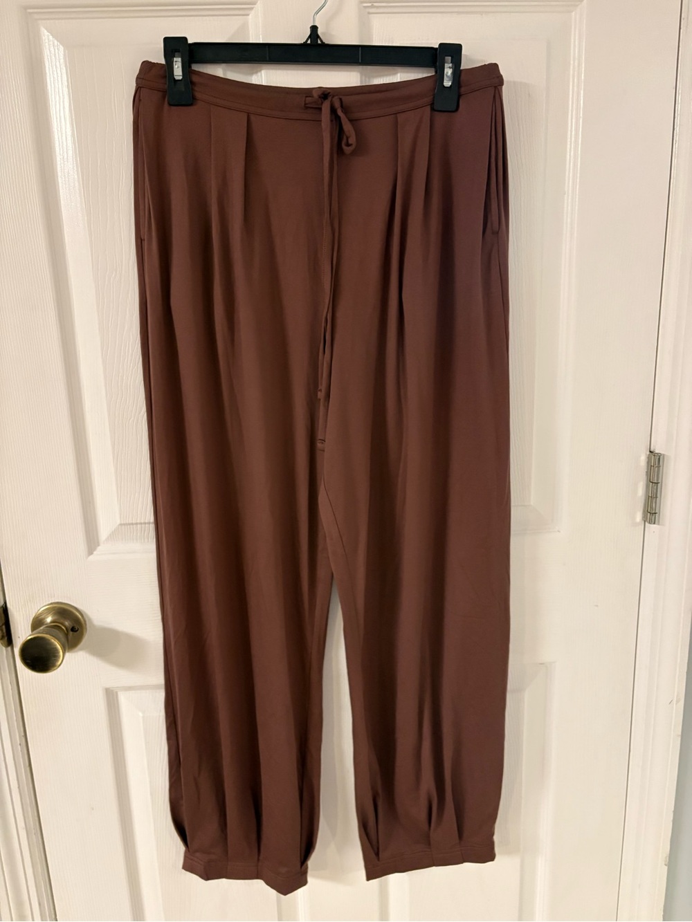 new aerie Relaxed Drawstring Joggers in Brown